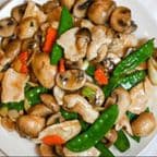 Best Chicken with Mushrooms in Oyster Sauce蚝油菇鸡. in Biddeford, ME